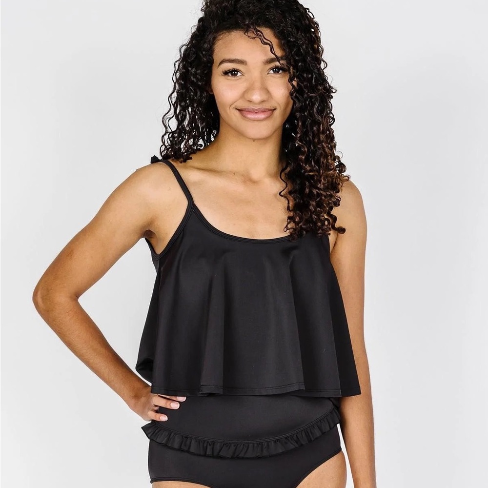 Kortni Jeane SWING TOP | SOLID BLACK Size L NWT